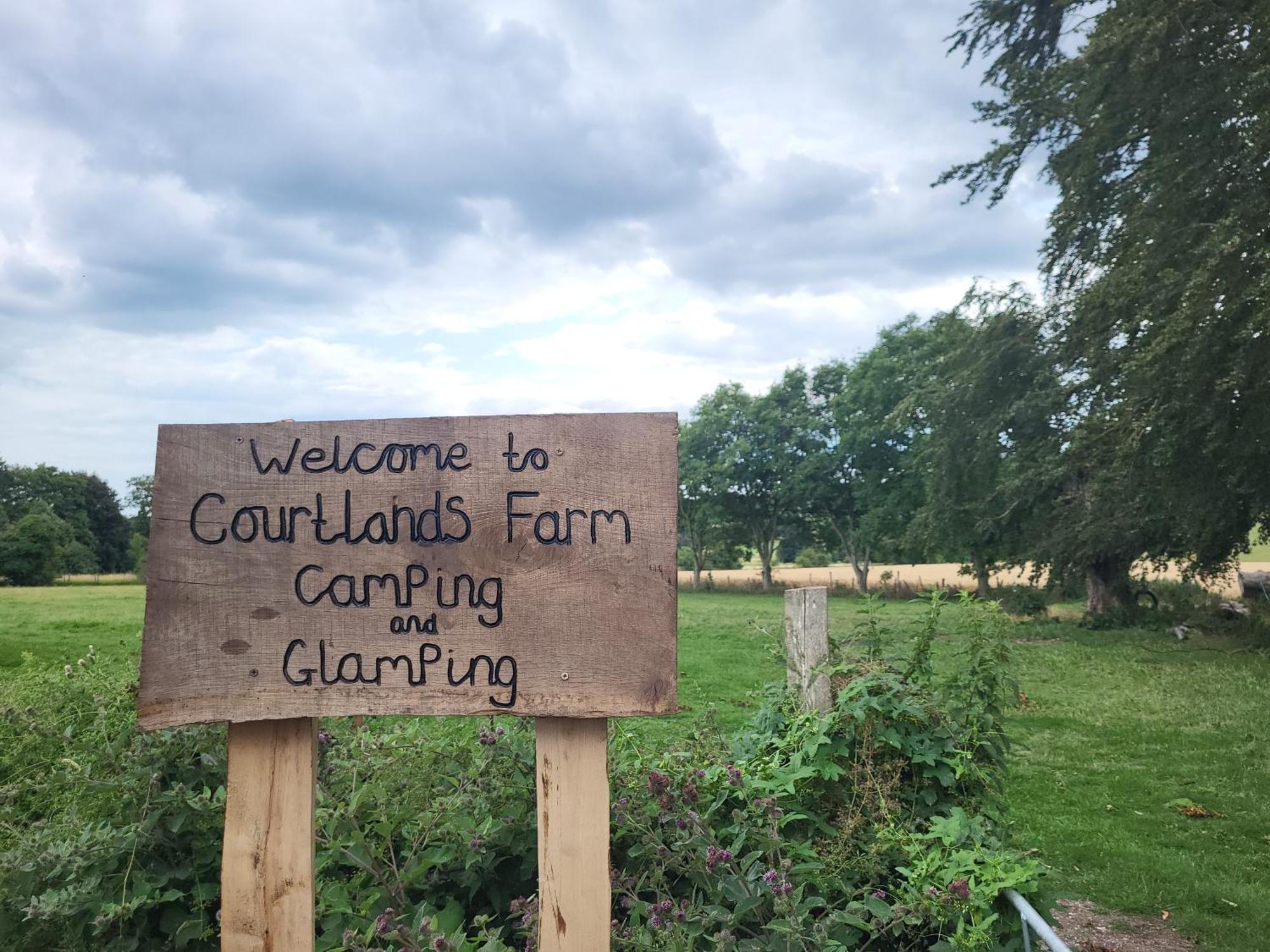 Courtlands Farm Camping And Glamping Canterbury Exteriör bild